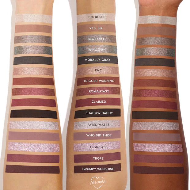👻Halloween Promotion 50% OFF💄Alisanda’s A Shadow of Secrets Eyeshadow Palette